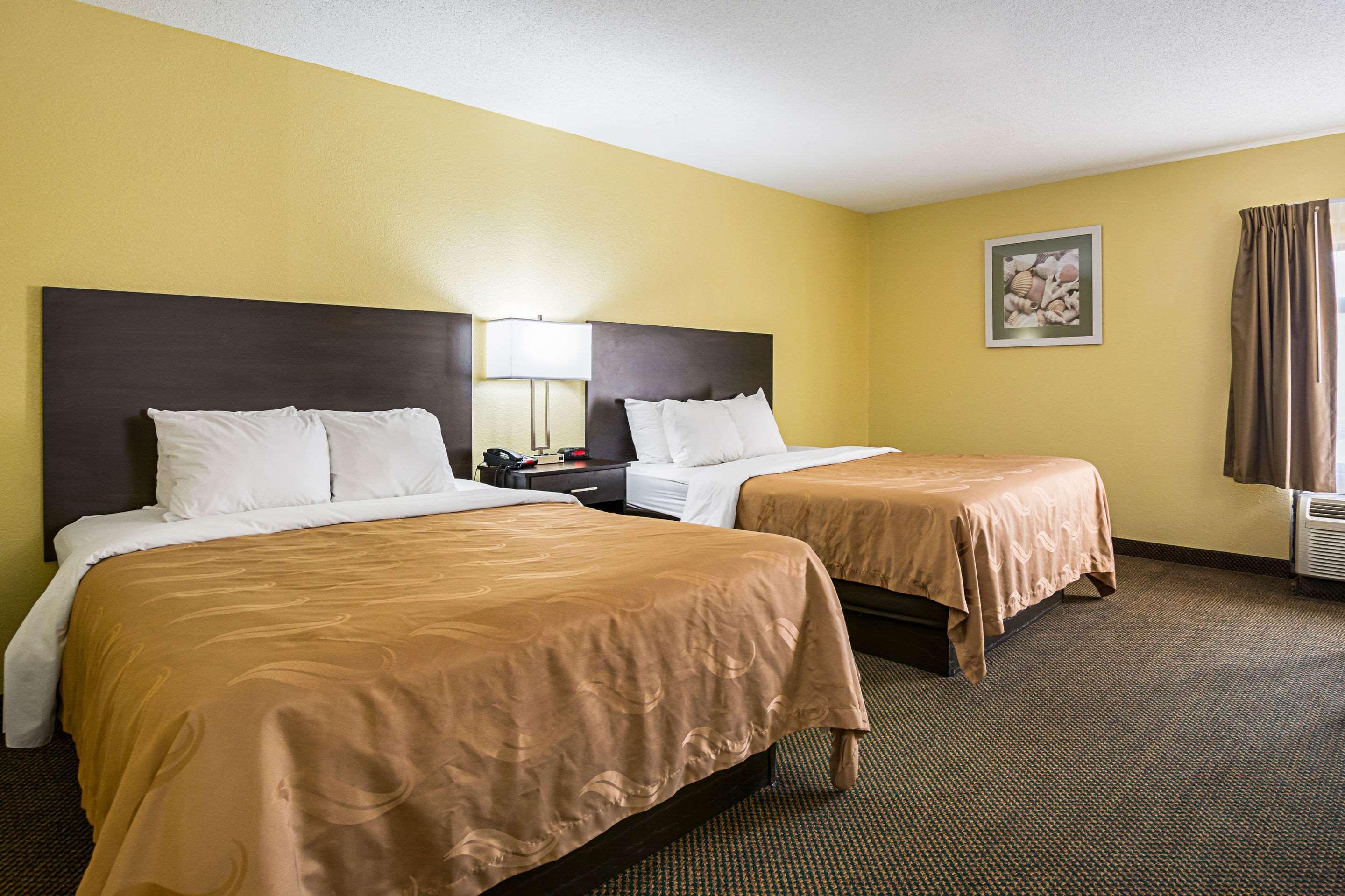 Quality Inn & Suites Greensburg I-74 Exterior photo